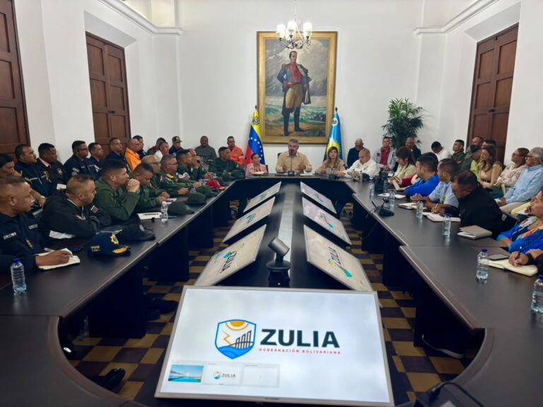 Gobernador Luis Caldera instala la Comisión de Infraestructura y Gestión de Riesgo con participación de equipo multidisciplinario