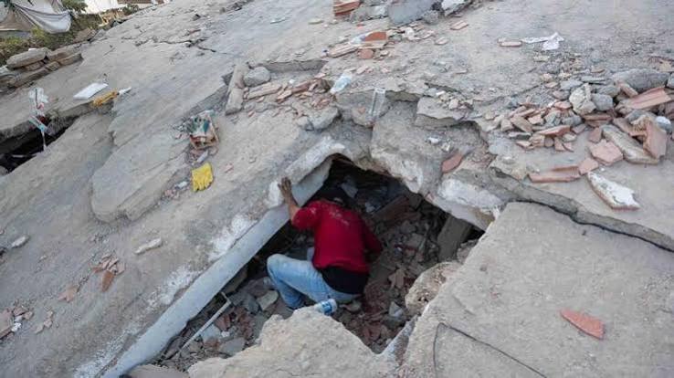 Seis personas fueron rescatadas con vida en a pocas horas de cumplirse una semana de los terremotos
