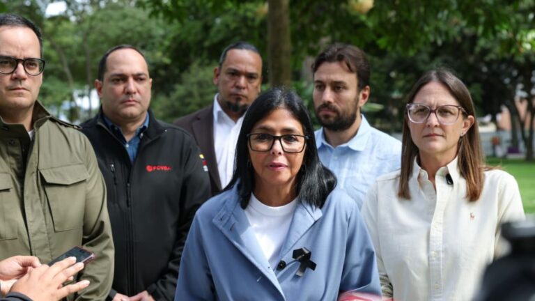 Delcy Rodríguez crea Gran Misión Venezuela Renace