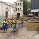 ¡Alcaldía de Maracaibo al frente de los trabajos! En el Templo San Felipe Neri continúa la limpieza con la extracción de 16 toneladas de desechos