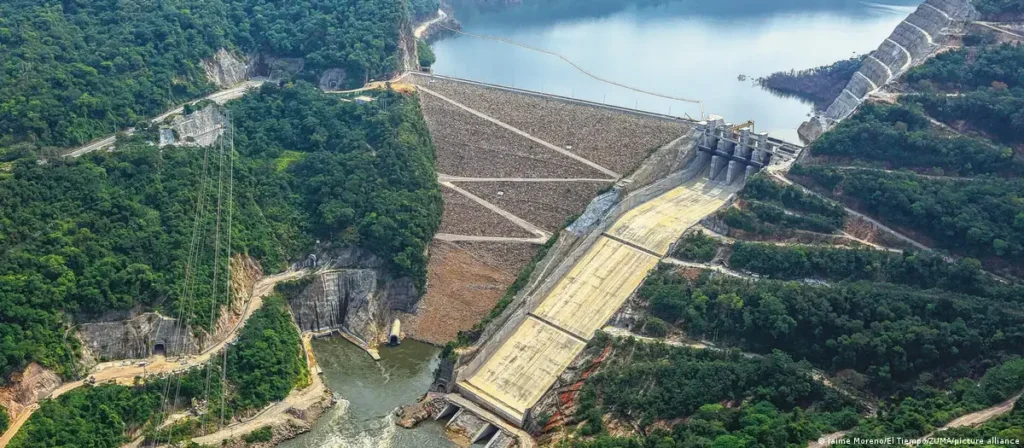 La falta de lluvias y la alta demanda pone en riesgo el abastecimiento energético en Colombia