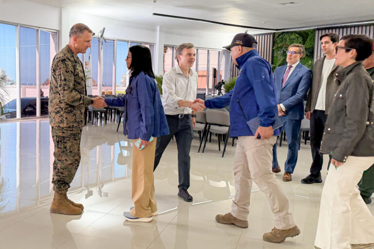 Comando Sur visita Venezuela para coordinar la reconstrucción