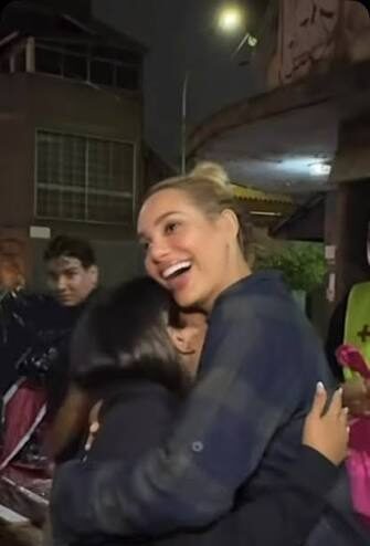 ¡Conmovida por la gravedad de la situación! Creadora de contenido colombiana se suma a la ayuda en Venezuela