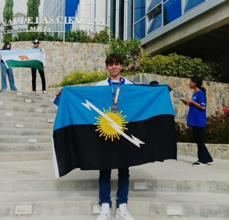 ¡Orgullo de Maracaibo para el mundo! Miguel Alejandro Vergel con distinción 'Gold Honour' internacional de Astronomía