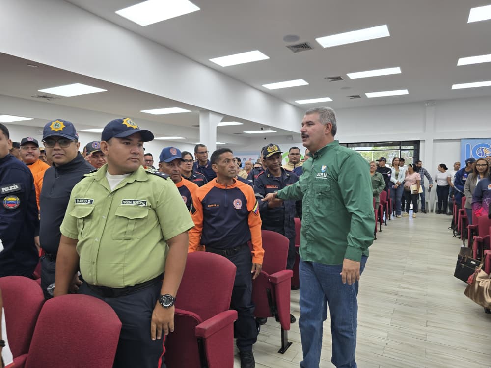 Gobernador Luis Caldera: Las brigadas para evaluar infraestructuras en el Zulia contarán con más de 300 expertos