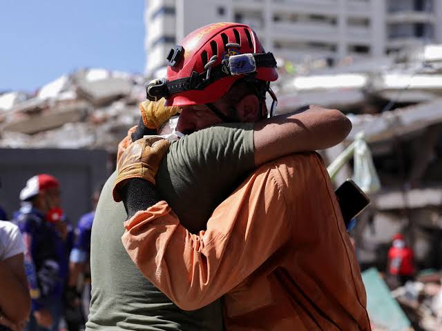 Adolescentes y los rescatistas no profesionales fuertemente impactados por la catástrofe en Venezuela