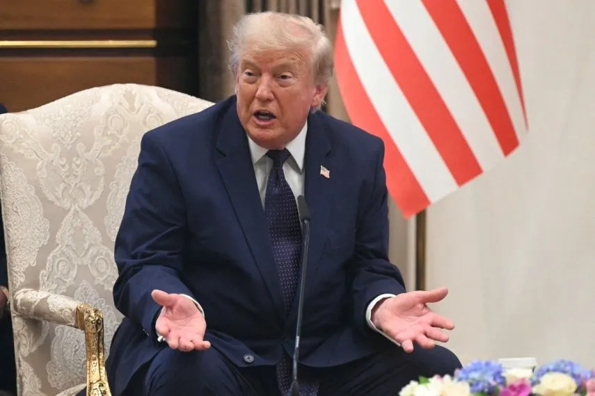Trump: "Primero vamos a reconstruir Venezuela y en última instancia, elecciones"