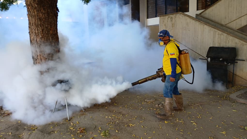¡350 familias atendidas! Alcaldía de Maracaibo ejecutó fumigación en las parroquias Santa Lucía y Olegario Villalobos