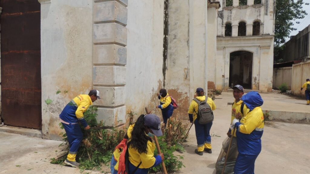 Alcaldía de Maracaibo retiró más de 80 TON de desechos en el templo de San Felipe Neri