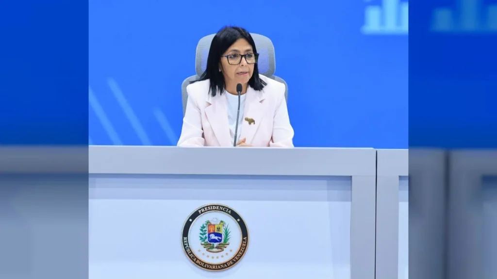 Delcy Rodríguez: Más pronto que tarde tendrán la alegría de recibir la llave de su nueva casa