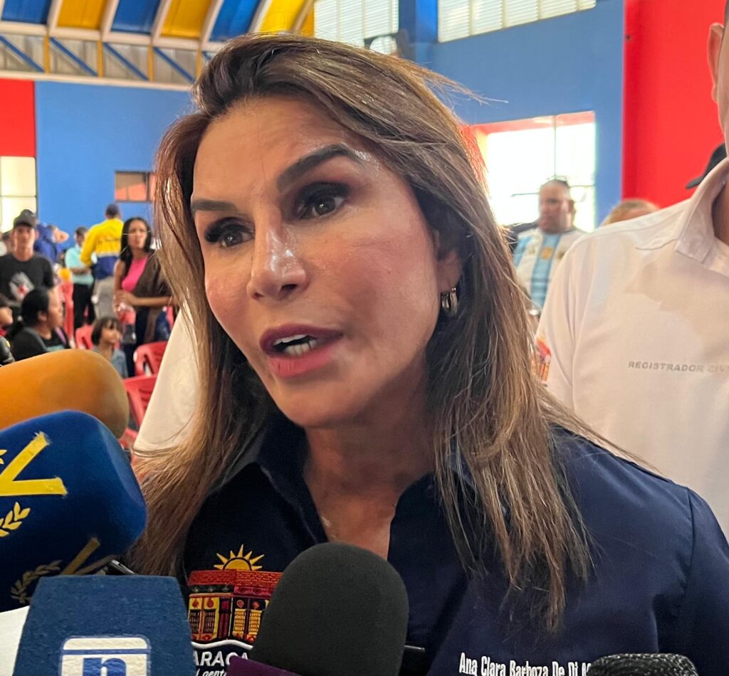 Más de 1.500 familias damnificadas han recibido atención en el Terminal de Pasajeros