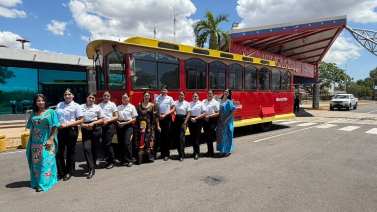 Tranvía engalana el retorno de American Airlines con la reactivación de la ruta Maracaibo-Miami