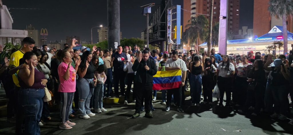 Pastor Diego Oberto: "El llamado es a mirar a Dios en medio de las adversidades"