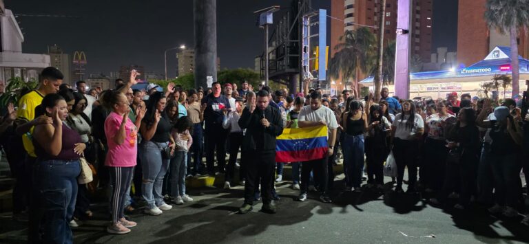 Pastor Diego Oberto: "El llamado es a mirar a Dios en medio de las adversidades"