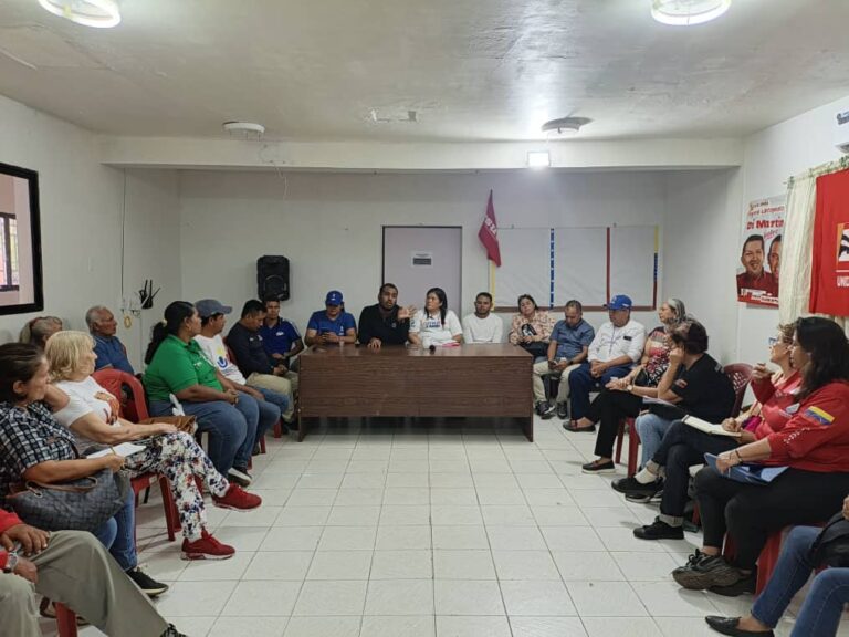 ¡Fortaleciendo el poder popular! Dirección de Comunas inició despliegue en las 18 parroquias de Maracaibo