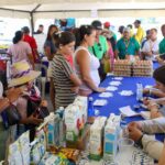 ¡Más de 6 toneladas expendidas! Alcaldía de Maracaibo llegó a "Torito Fernández" con mercado popular y de emprendedores