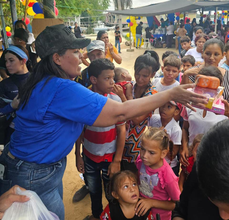¡155 personas atendidas! Alcaldía de Maracaibo acompaña jornada integral en Puntica de Piedra