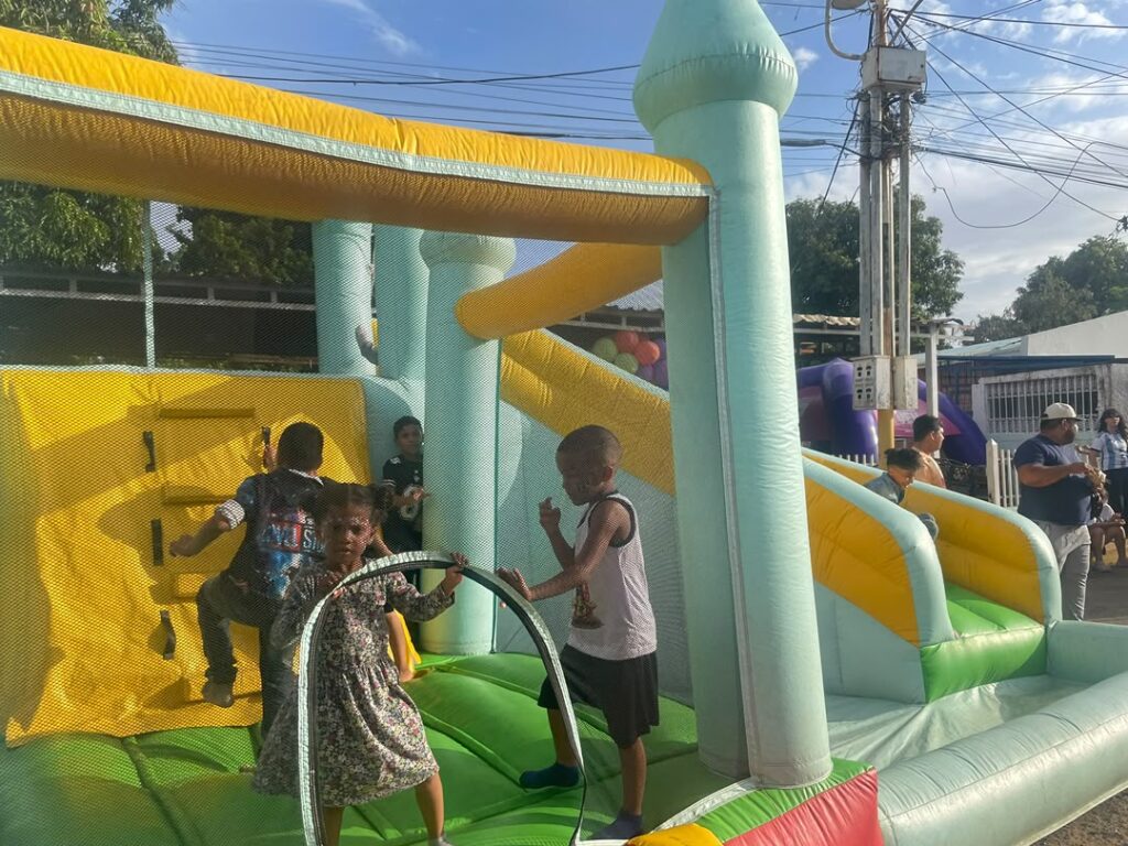 Más de 100 pequeños fueron agasajados por el Instituto Municipal de la Juventud en el Día del Niño