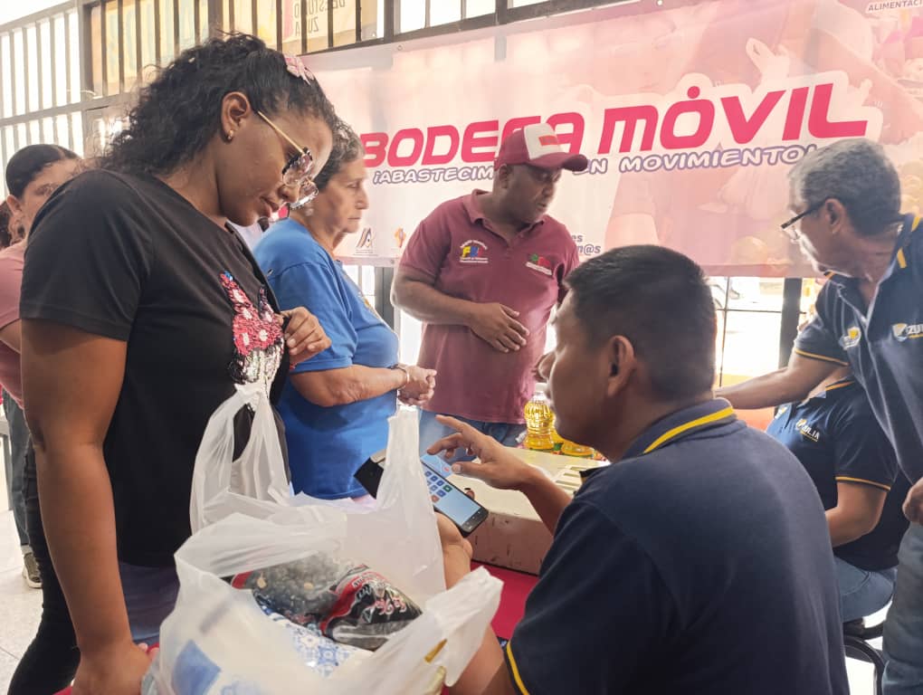Gobernación del Zulia promueve jornadas de la Bodega Móvil para garantizar alimentos a precios solidarios