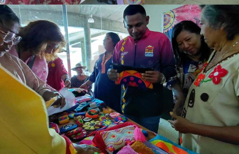 ¡A través del IMPCIMA! Más de 500 comunidades indígenas atiende la Alcaldía de Maracaibo con programas sociales y de formación ancestral
