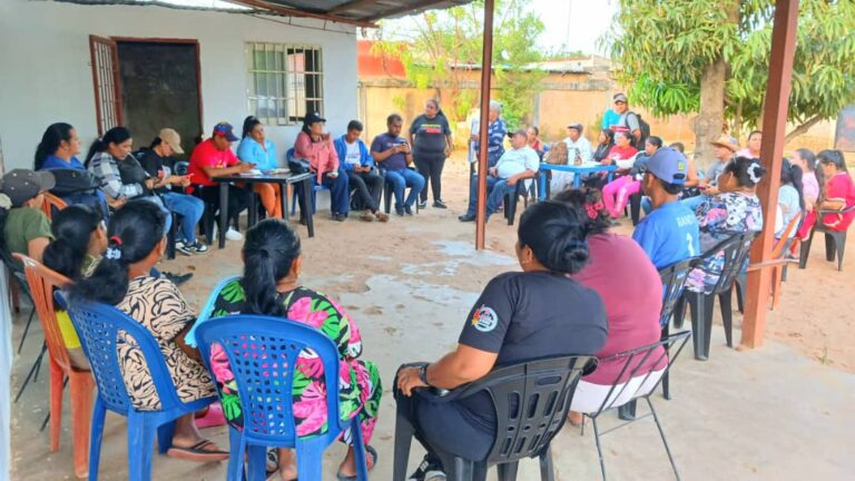 ¡Atención directa en las 125 comunas! Encuentro comunal en la parroquia Antonio Borjas Romero