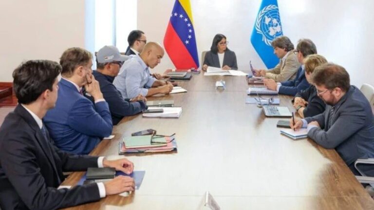 Gobierno y autoridades de la ONU evalúan plan de recuperación en Venezuela
