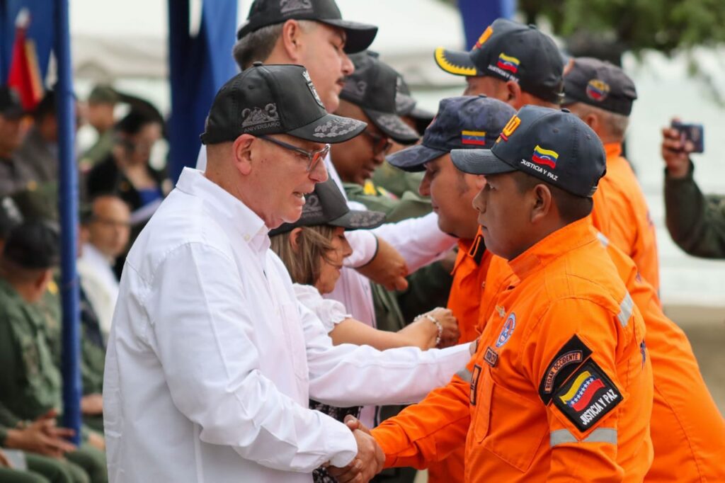 Alcalde Giancarlo Di Martino participó en actos conmemorativos de la Batalla Naval del Lago, Armada Bolivariana y Natalicio de El Libertador