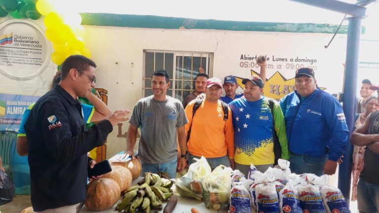 Gestión del alcalde Marlon Díaz garantiza seguridad alimentaria con jornadas de atención directa en Isla de Toas