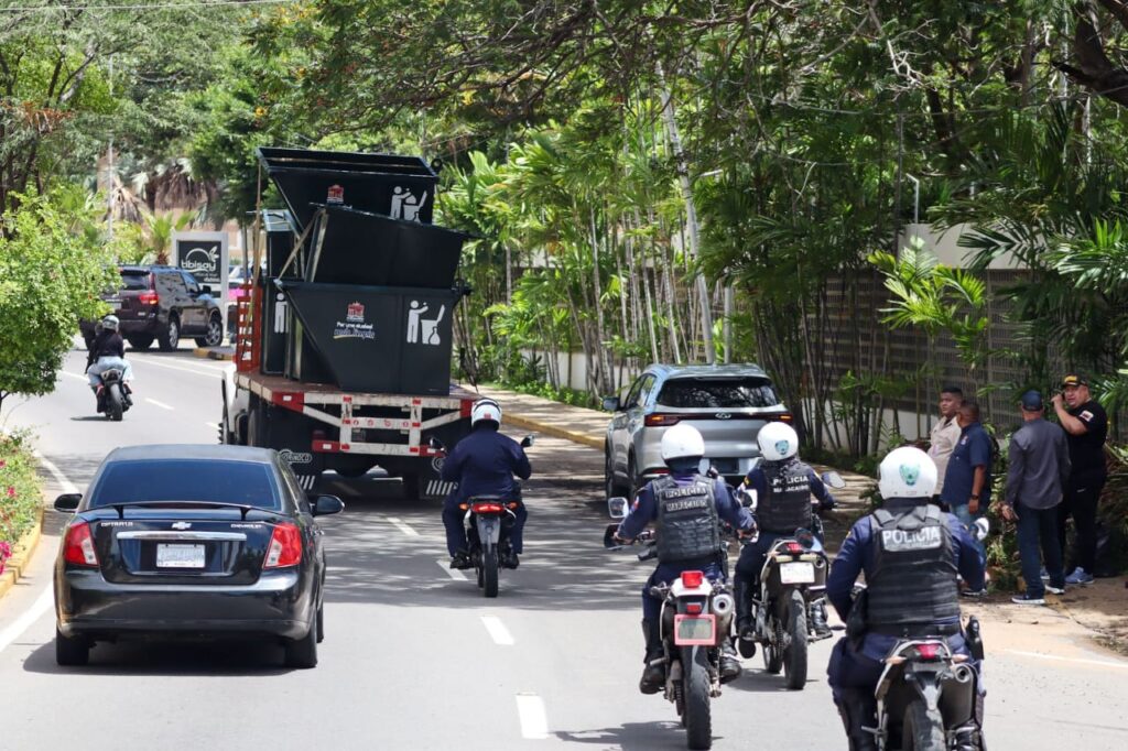Alcaldía de Maracaibo desplegó 20 nuevos contenedores en sitios estratégicos de la ciudad