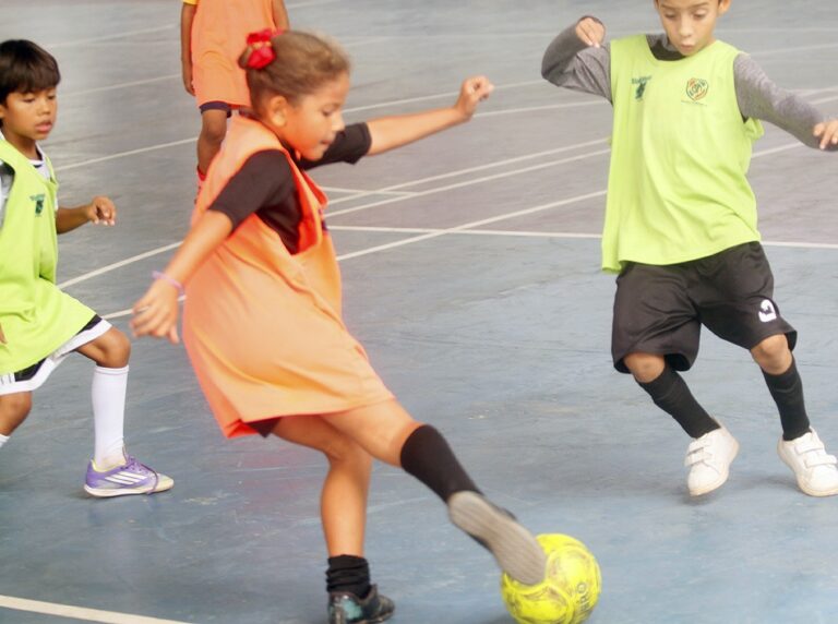 ¡Talento municipal! Torneo Comunitario del IMDEPREC consagró a dos jóvenes promesas del balón
