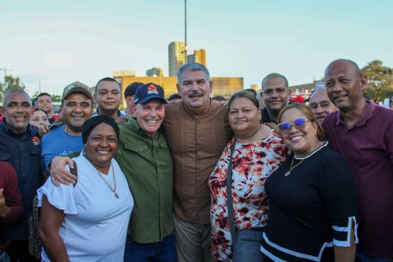 Alcalde Giancarlo Di Martino: "Seguimos unidos y leales al legado de Chávez"