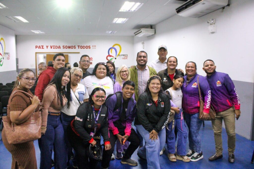 ¡Con participación de Alcaldía de Maracaibo! Comuneros debatieron sobre fortalecimiento del programa Boticas Comunales