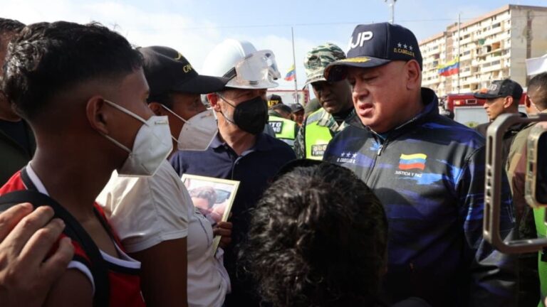 Inician demolición controlada en Venezuela