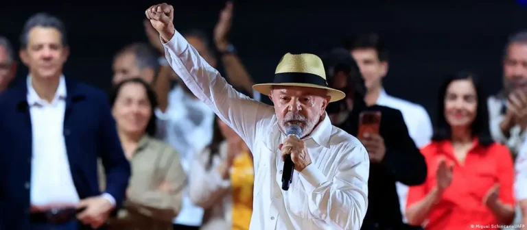 Lula es proclamado como candidato para un cuarto mandato