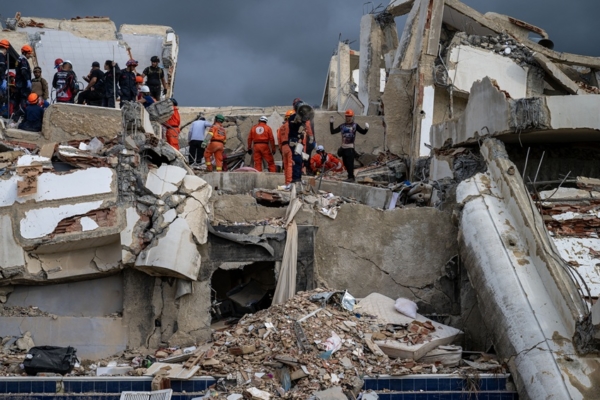Colegio de Ingenieros y Cámara de la Construcción alertan sobre la necesidad de manejo correcto de los escombros