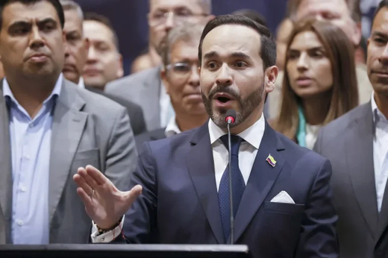 ¡Caos en Colombia! Alerta de explosivos en Cali y un posible atentado durante la posesión de Abelardo