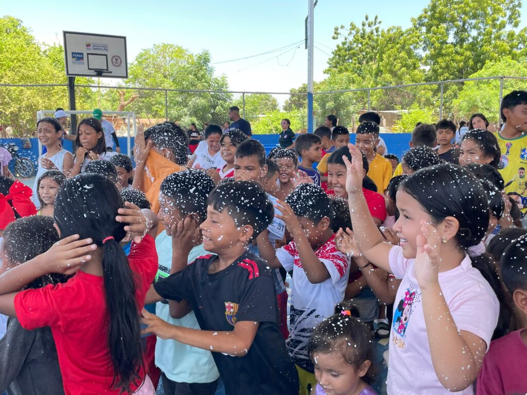 Cuatrocientos niños disfrutaron la primera semana del Plan Vacacional Comunitario en la parroquia Venancio Pulgar