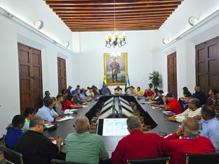 Reunión del Estado Mayor de los Servicios realizó balance del sistema eléctrico, agua, gas y transporte del Zulia