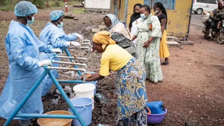 OMS advierte que actual brote de ébola en la República Democrática del Congo puede convertirse en el peor de la historia