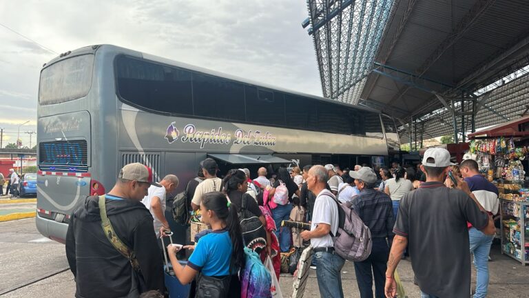 ¡Vacaciones seguras! 30 mil usuarios han transitado por la Terminal de Pasajeros de Maracaibo