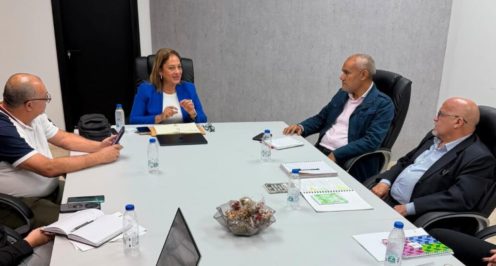 Alcaldía de Maracaibo y Colegio de Contadores inician mesas de trabajo para impulsar campaña de cultura tributaria