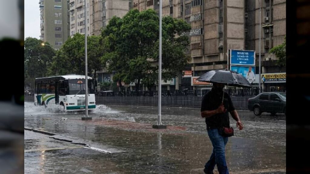 Onda Tropical N° 37 generará lluvias y actividad eléctrica en varias regiones del país