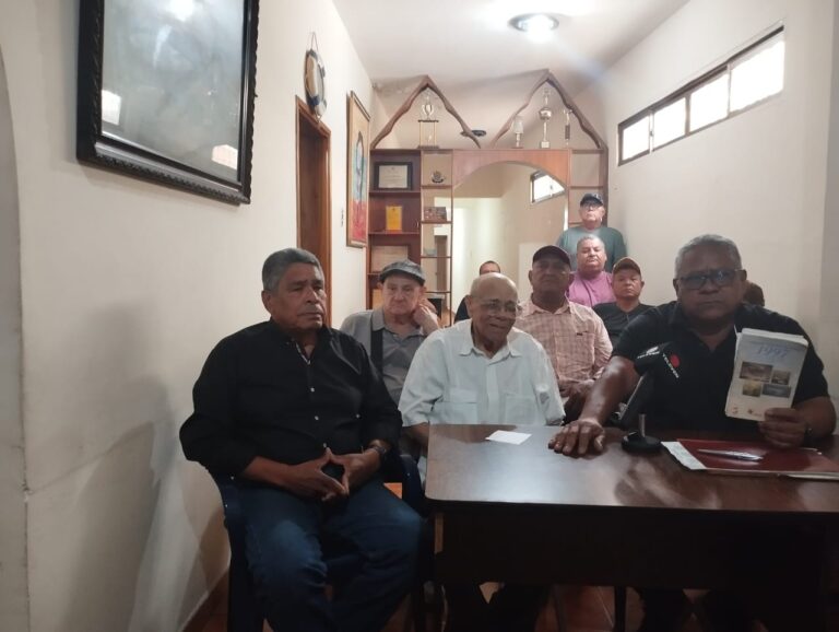 Dirigentes sindicales petroleros del Zulia: "El Contrato Colectivo es hoy letra muerta"