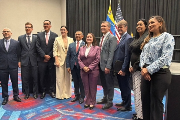 Venezuela firmó alianzas estratégicas con SLB y Hunt Oil para el desarrollo energético de la nación