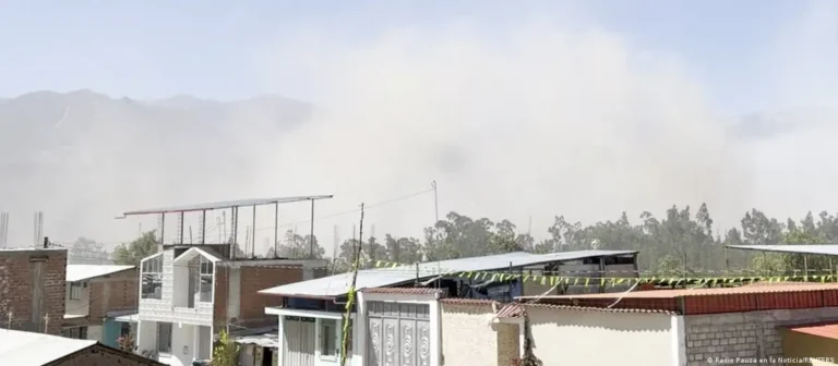 El terremoto de magnitud 7,2 en Perú, reporta daños en varias escuelas y centros de salud