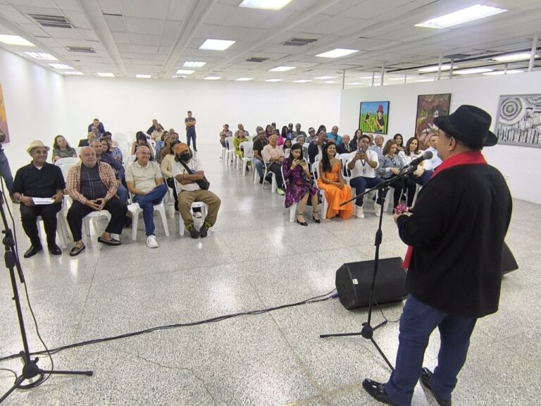 Maestro Oscar Valencia brilló en el "Jueves Cultural " junto a jóvenes talentos locales