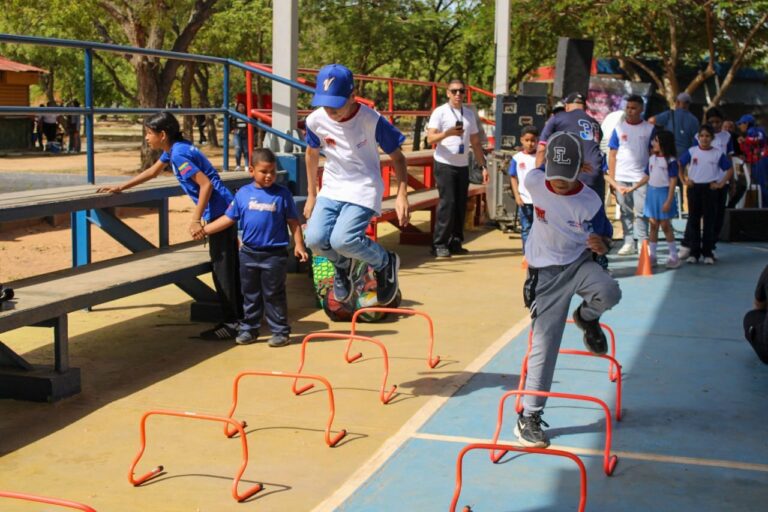 Gaiteritos del IMGRA disfrutaron en el Encuentro Recreativo "Jugando y Gaiteando" en la Vereda del Lago
