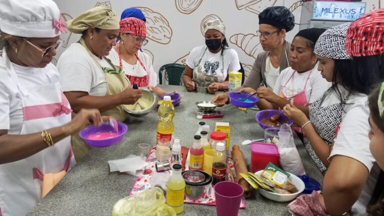 ¡Inscripciones abiertas! Más de 400 personas capacitará el IMCEC en áreas de gastronomía, manualidades y estética