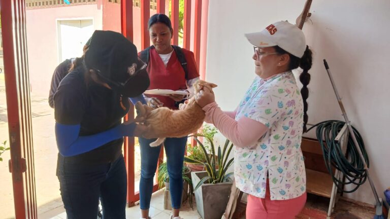Misión Nevado atiende a mascotas del urbanismo Catatumbo en Maracaibo