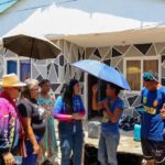 Alcaldía de Maracaibo sustituye techos a familias afectadas por Onda Tropical